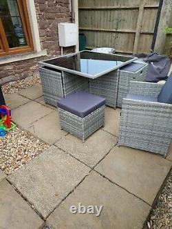 Grey cube rattan garden furniture set incl chairs and foot stools
